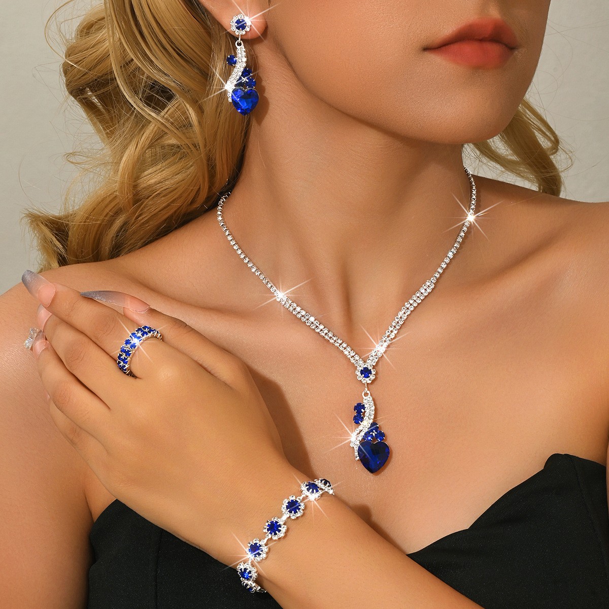 European & American New Fashion Full Diamond Luxury Jewelry Set – নেকলেস, ব্রেসলেট ও ইয়াররিংস