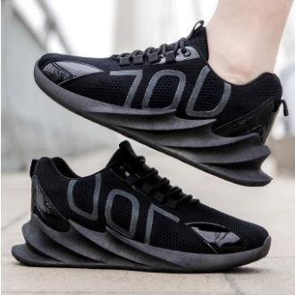 Causal 700 fashionable sneaker for men-Black