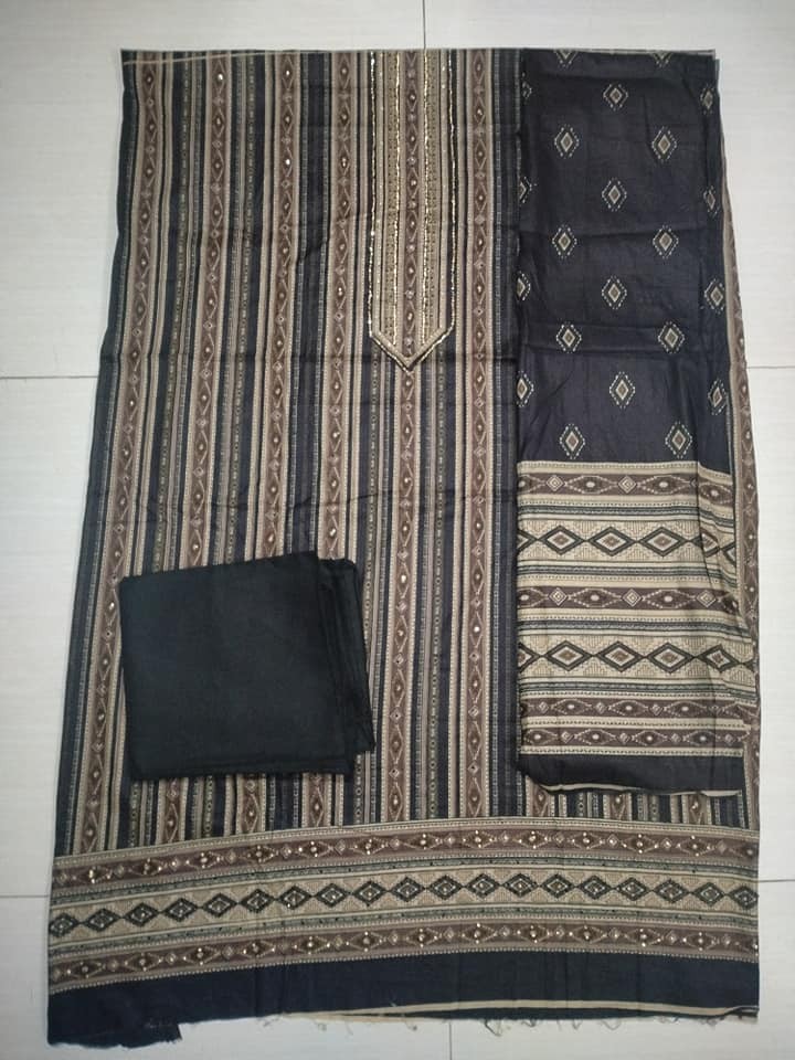 Boutique Unstitched 3pcs
