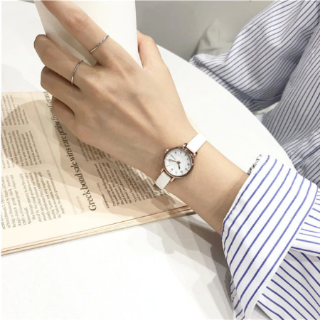 Women's Fashion White Small Watches 2021 Ulzzang Brand Ladies Quartz Wristwatch Simple Retr Montre Femme With Leather Band Clock