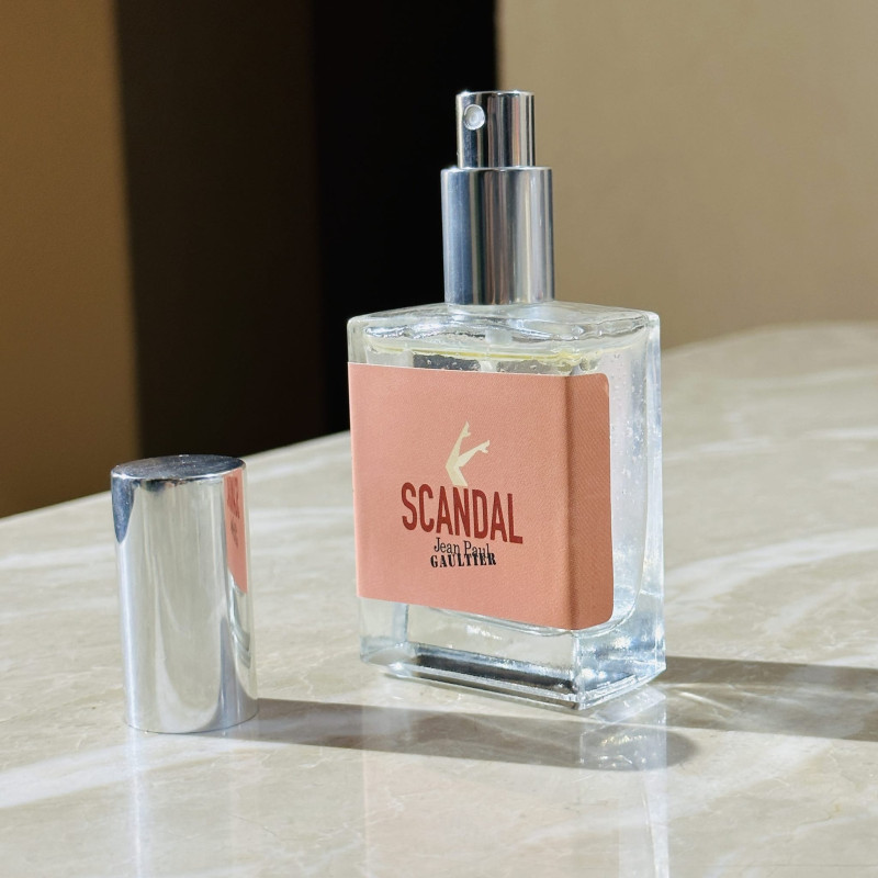 Female Corporate  Perfume Oil