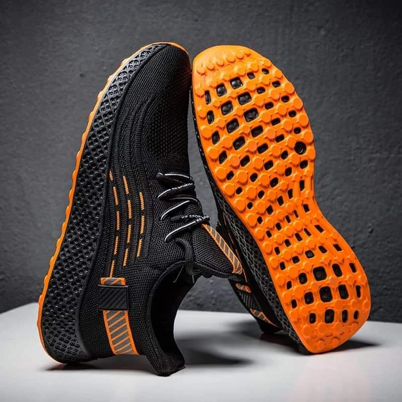 Top Quality New Fashionable Sneakers -Black & Orange