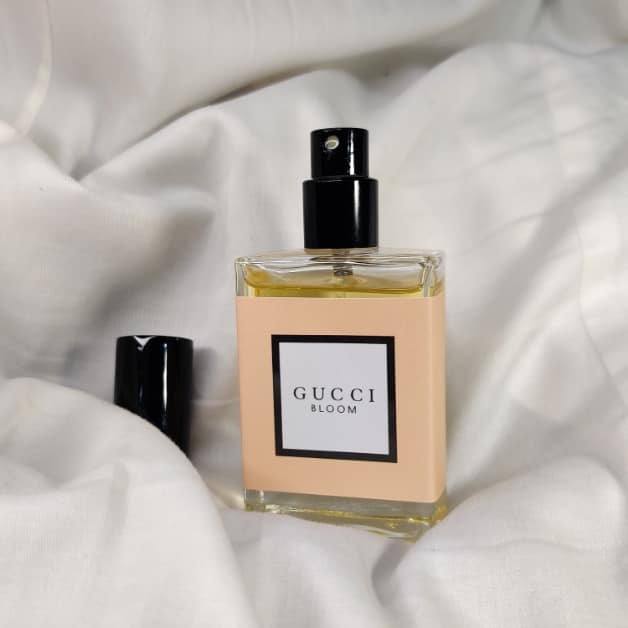 Female Corporate  Perfume Oil